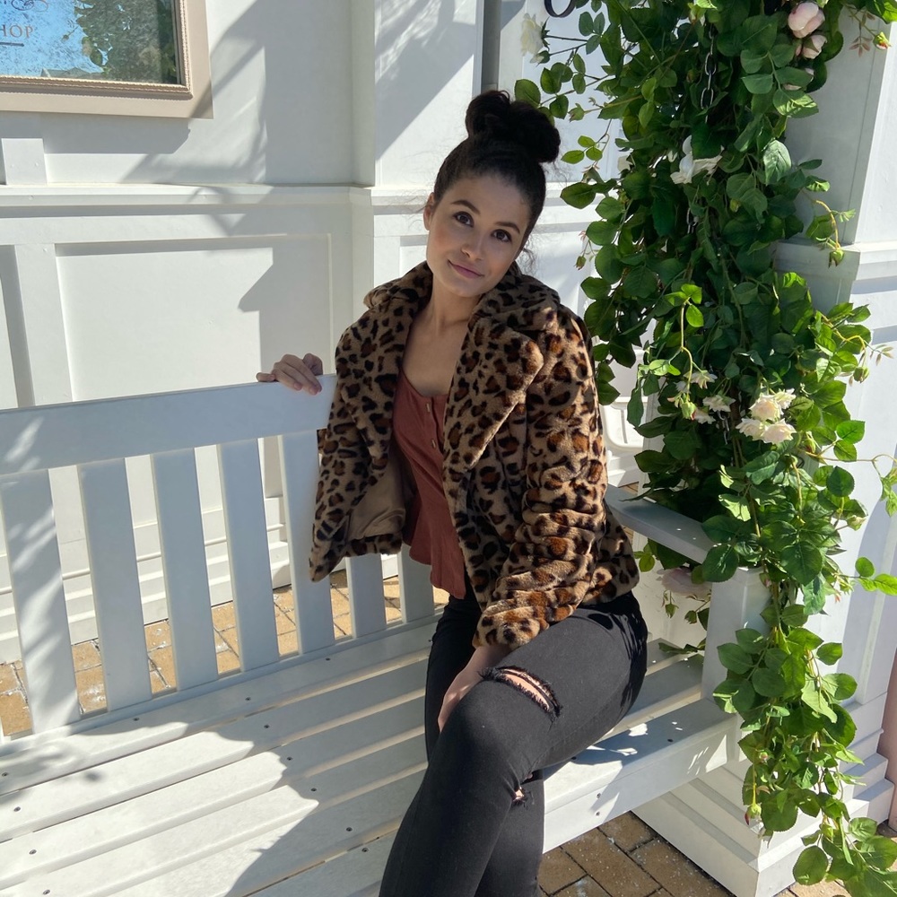 Meet your Posher, Ashley